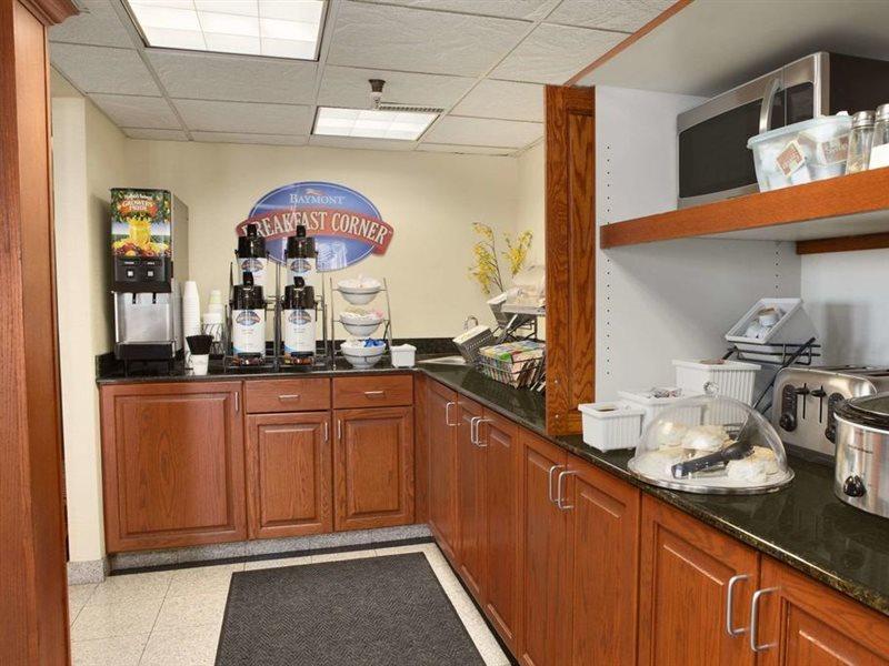 Baymont By Wyndham Airport Hotel