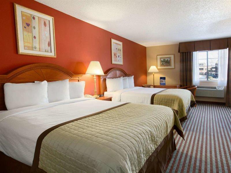 Baymont By Wyndham Airport Hotel